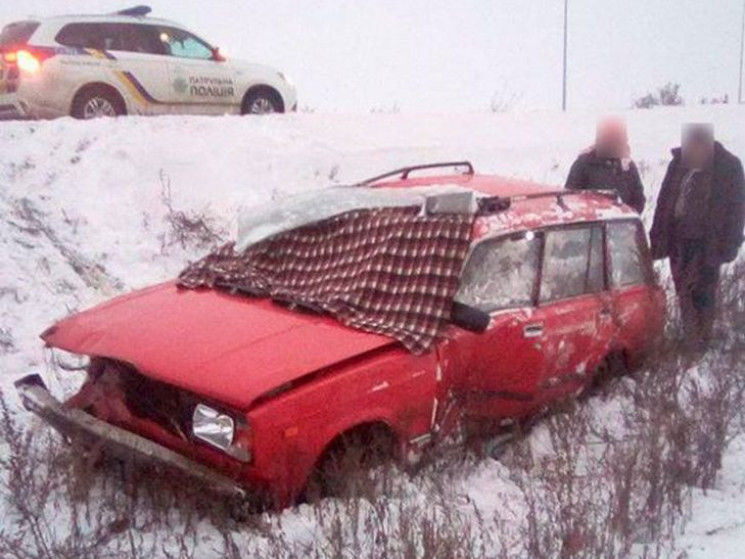 На Полтавщині водій "ВАЗу" забалакався з…