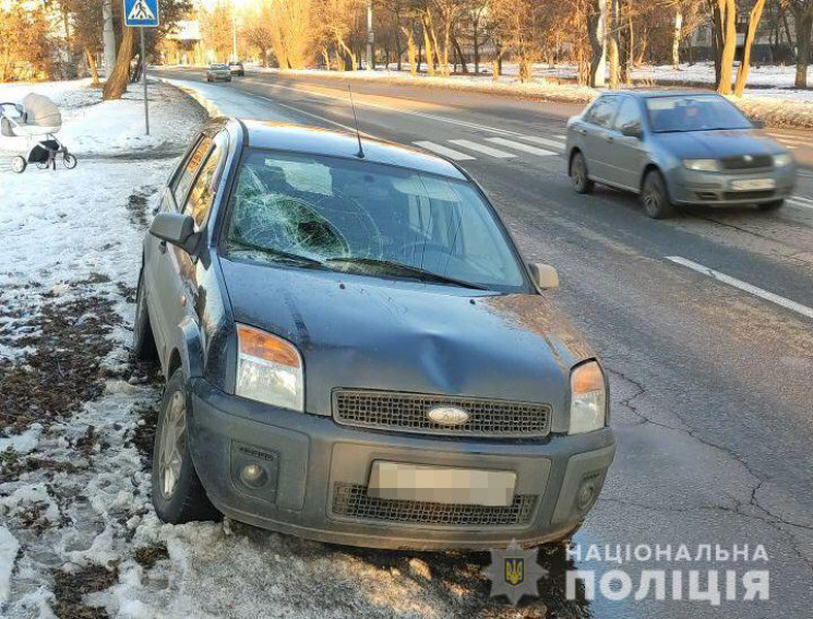 В Харькове водитель Ford сбил мужчину с…