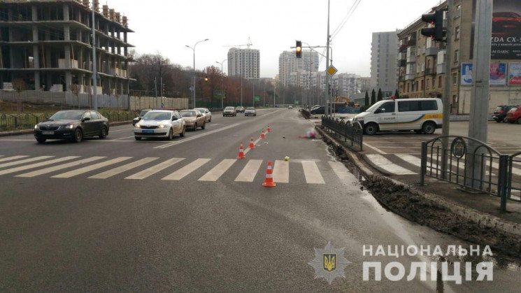 У Харкові водій збив жінку на переході т…