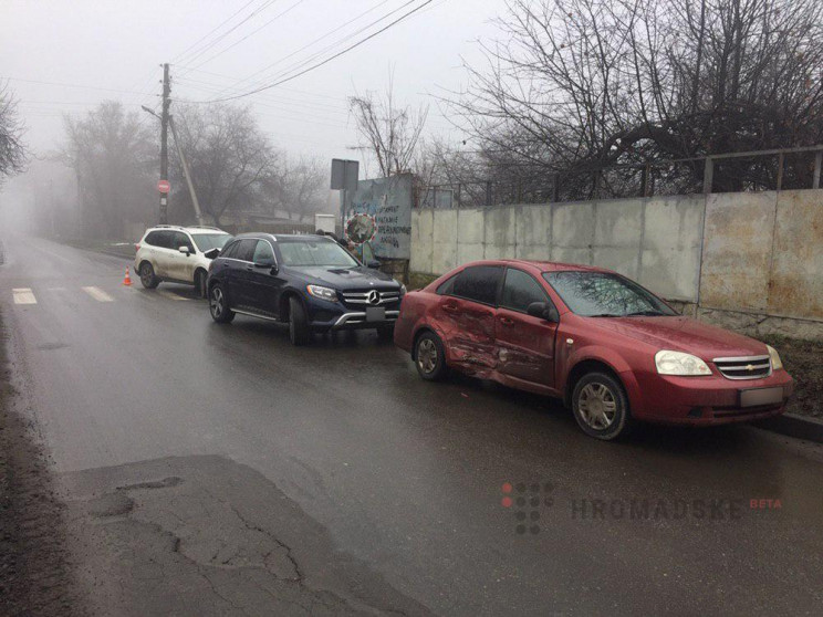 В Полтаве две иномарки не разминулись на…