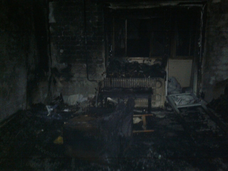 На пожаре в Харькове погибла женщина, дв…