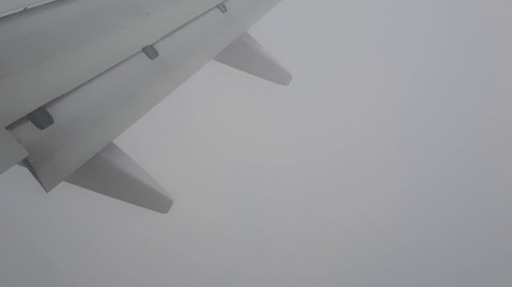 В аеропорту Запоріжжя через туман змушен…