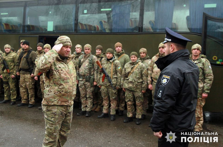 З двомісячного відрядження в ООС поверну…