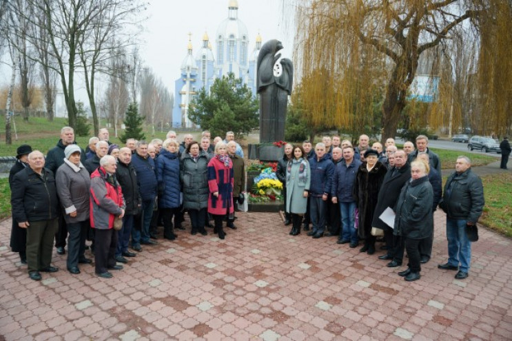 Вінничани  вклонилися пам’яті Героїв і ж…