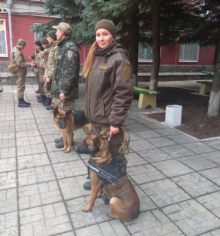 На Дніпропетровщині собак вчили шукати з…
