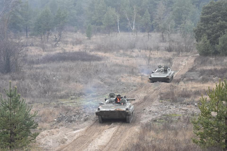 На Дніпропетровщині десантники вчилися ї…