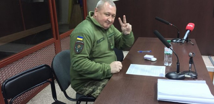 Порошенко поздравил Марченко с освобожде…