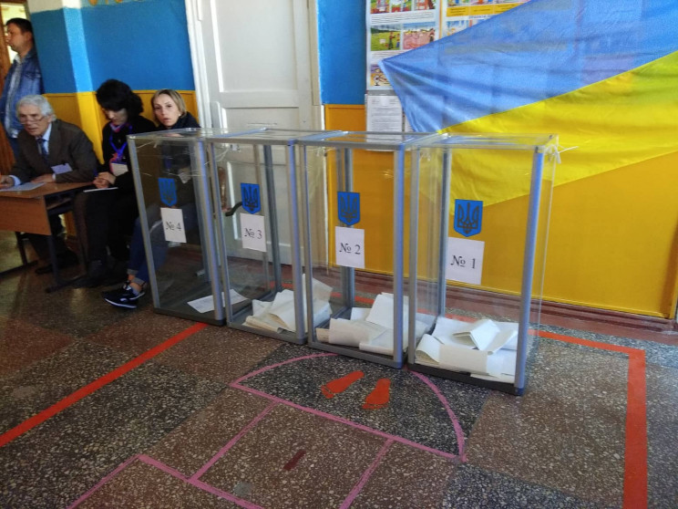 На Черкащині явка виборців станом на 11:…