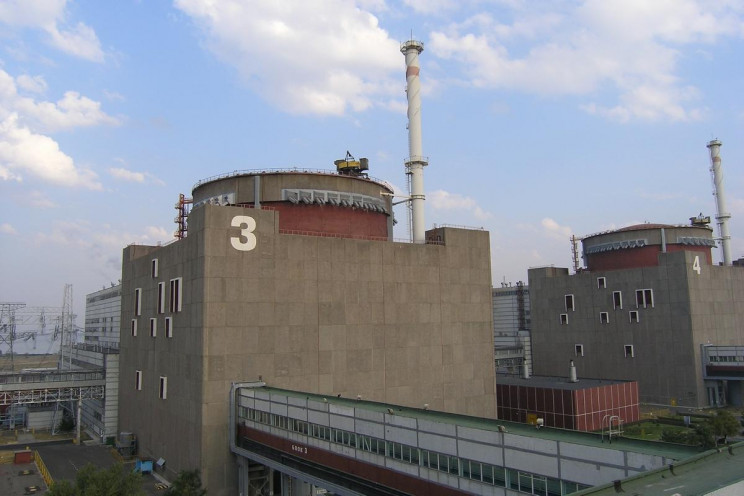 На Запорожской АЭС отключили на ремонт о…