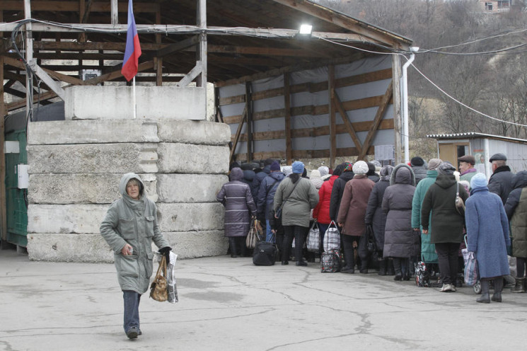 Підсумки тижня в "Л-ДНР": Каменi спотика…