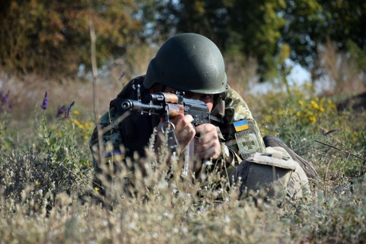 Боевики на Донбассе семь раз стреляли по…