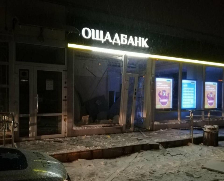 У Вінниці підірвали банкомат “Ощадбанку”…