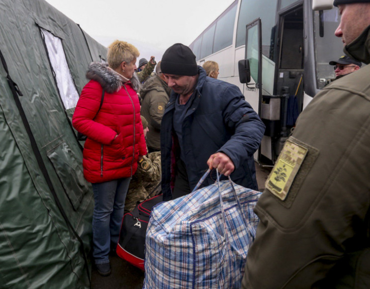 Звільнений бранець "ДНР" розповів кого і…