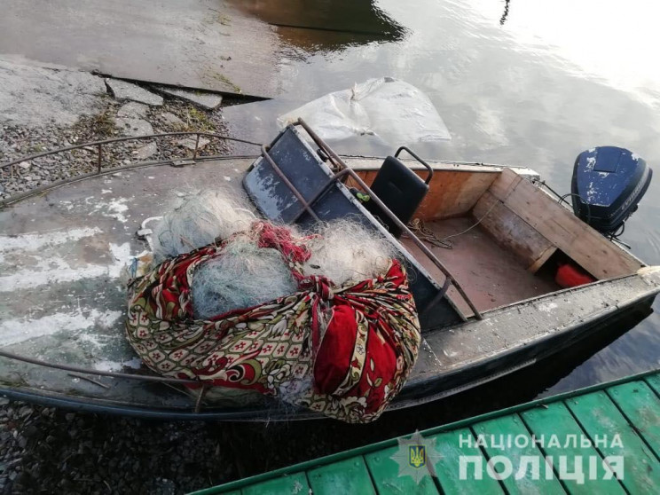 На Херсонщине на зимовальной яме задержа…