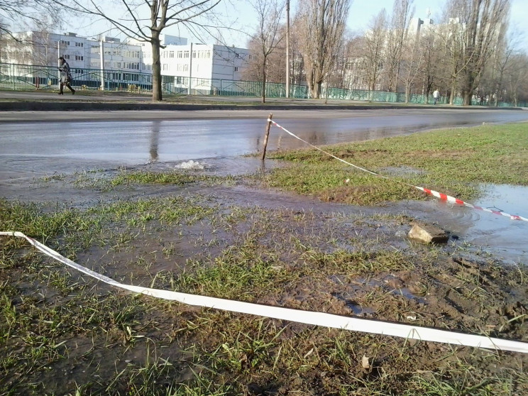 В пяти районах Харькова прикрутили воду…