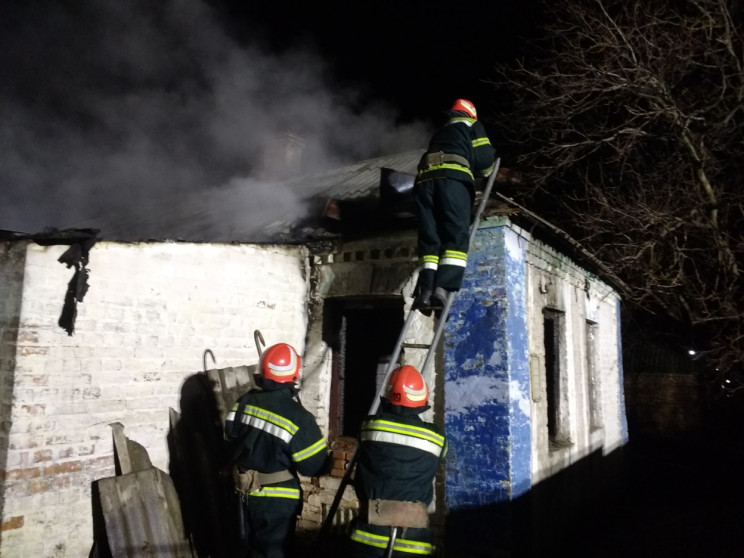 На Кропивниччині вночі сталася пожежа. Є…