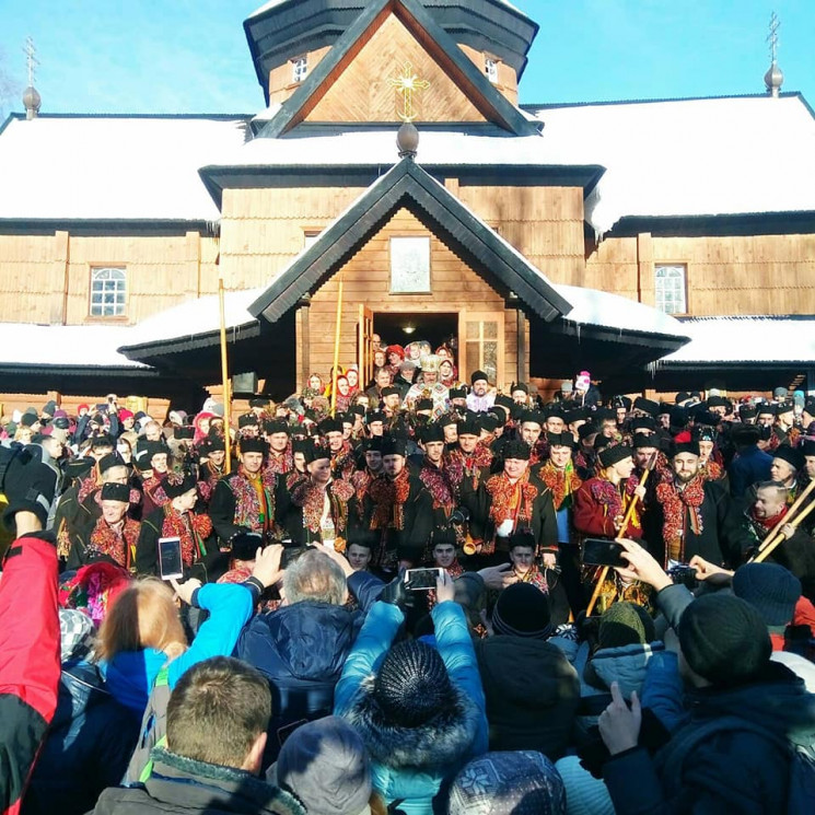 На Верховинщині Різдво зустрічали трембі…