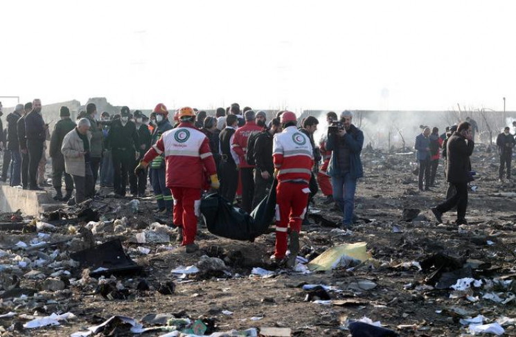 Появились фамилии погибших в авиакатастр…