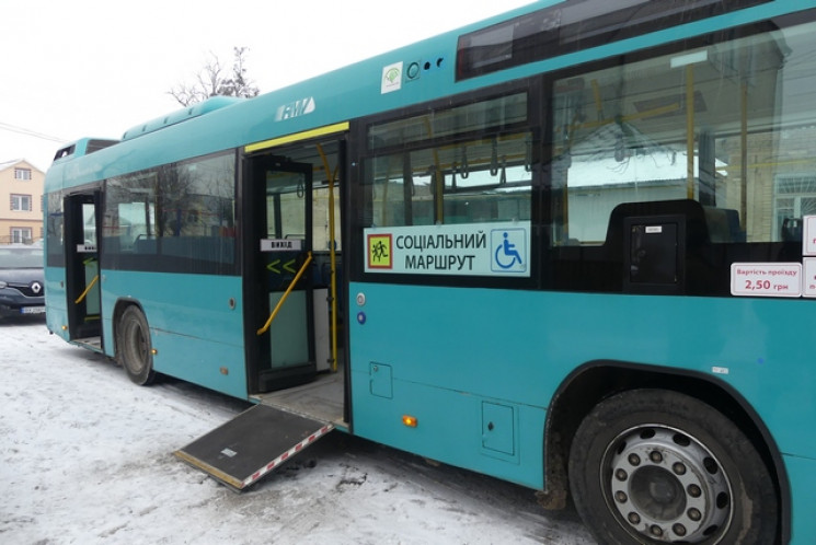 Соціальний автобус запрацює у Кам'янці в…