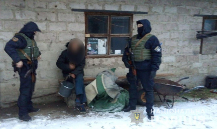 На Київщині поліція виявила у серійного…