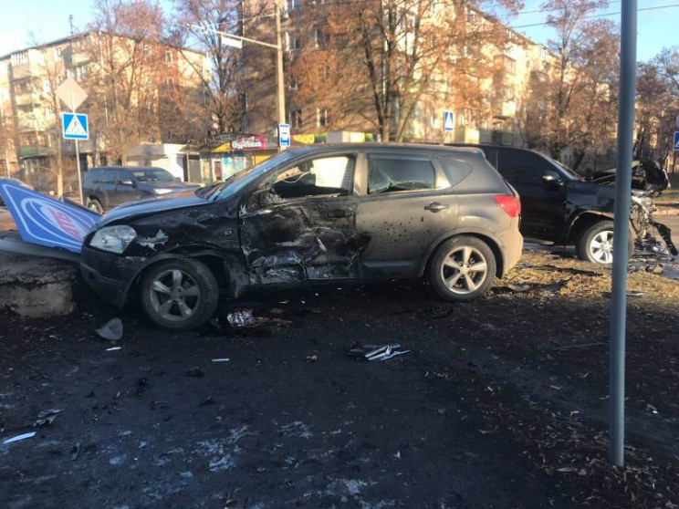 В Харькове на перекрестке врезались внед…