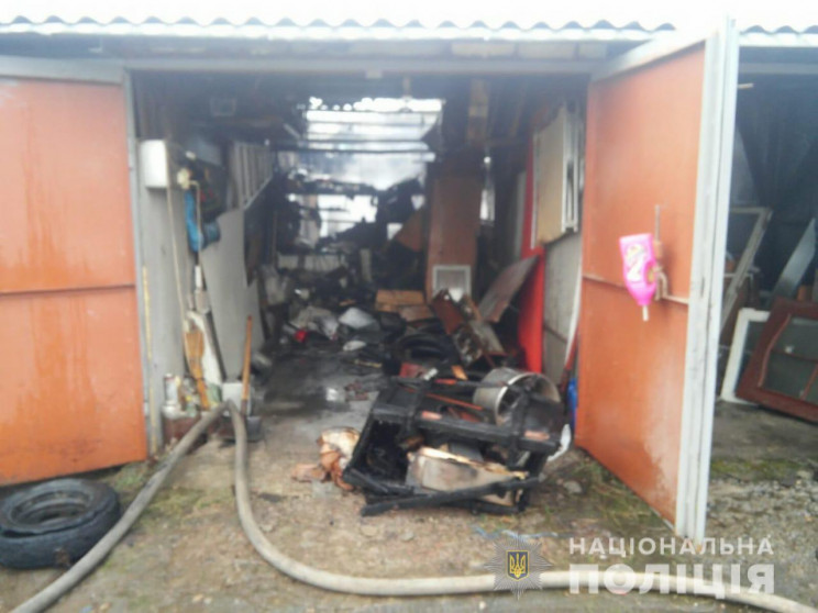 Смертельный пожар в гаражах в Харькове:…