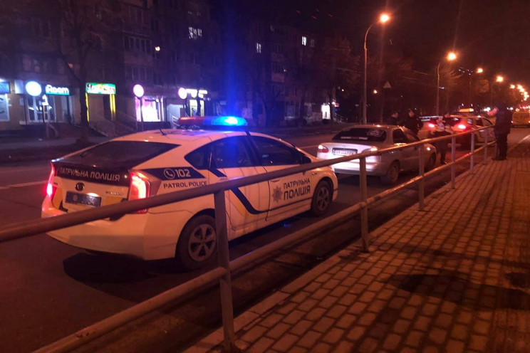 У Вінниці під колеса легковика потрапив…