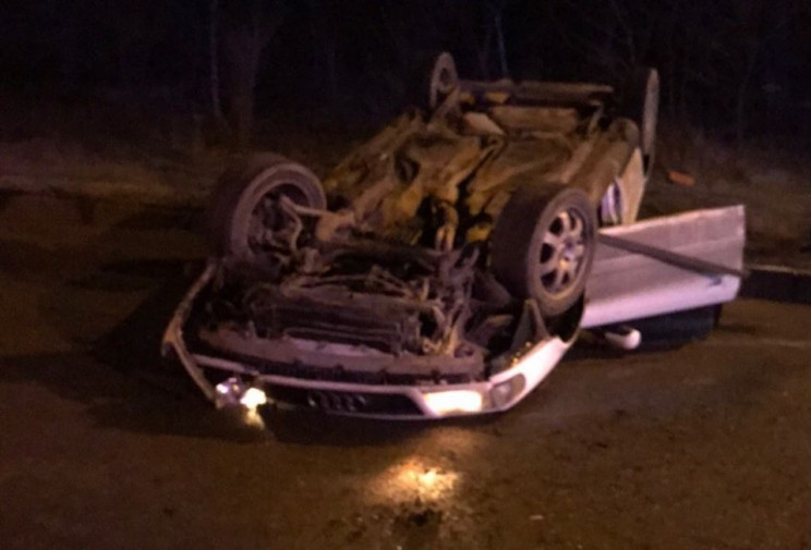 На Дубовецькій перекинулася машина…