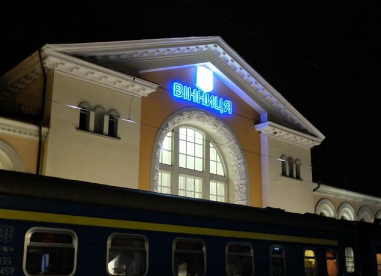 На вокзалі у Вінниці побили й пограбувал…