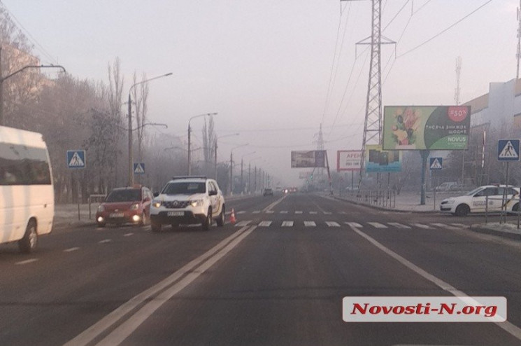 В Николаеве полицейская машина сбила чел…