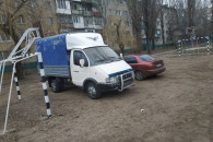 В Мелитополе "автохами" оккупировали фут…