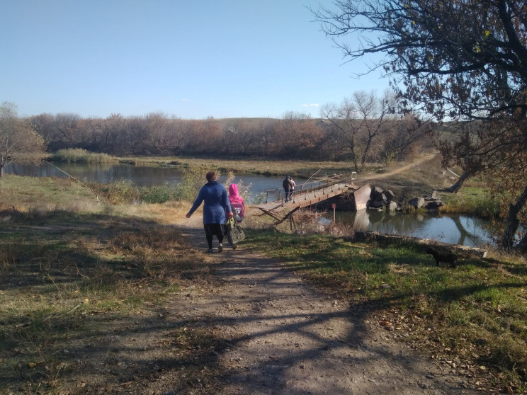 Ізольоване село: На Донеччині у "сірій з…