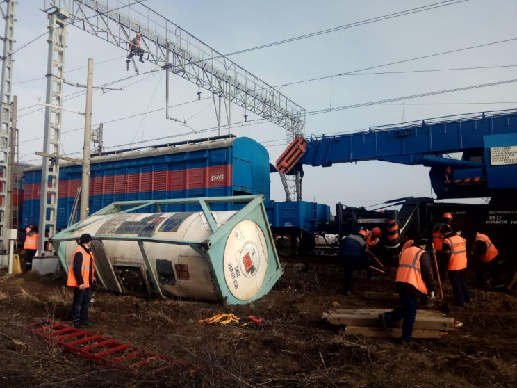 На Кубані зійшли з рейок два вагони поїз…