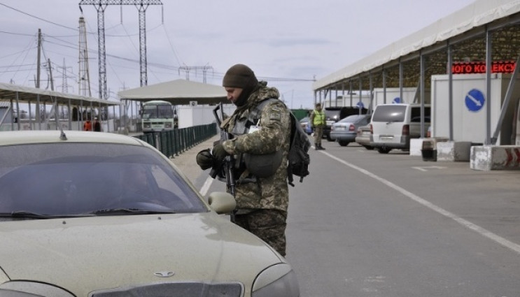 Маємо одразу три паспорта: Мешканці Доне…