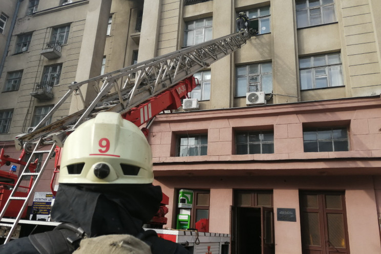 У центрі Харкова евакуювали студентський…