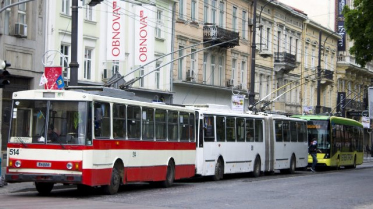 Кінцеву зупинку львівського тролейбуса №…