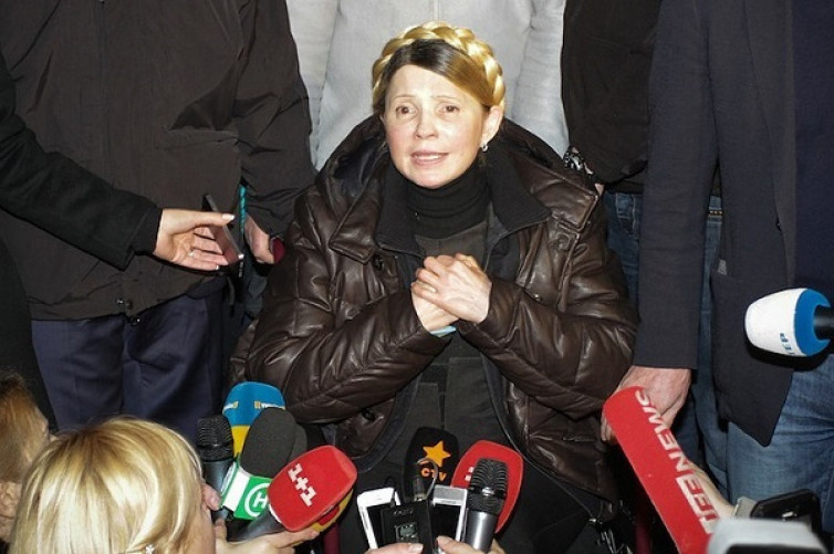 Юлія Тимошенко на інвалідному візку