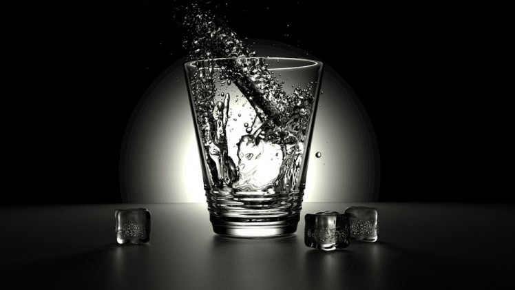 Вода в склянці 