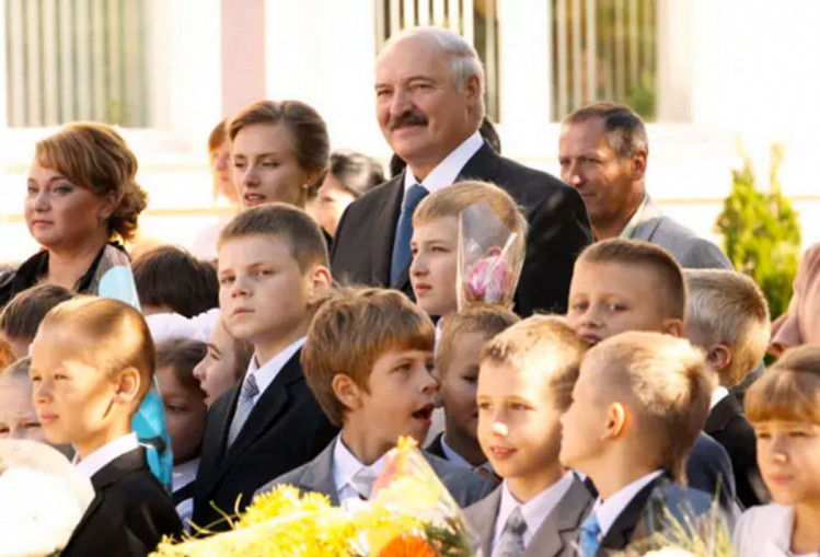 Лукашенко з дітьми