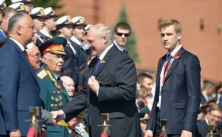 Лукашенко на мітингу