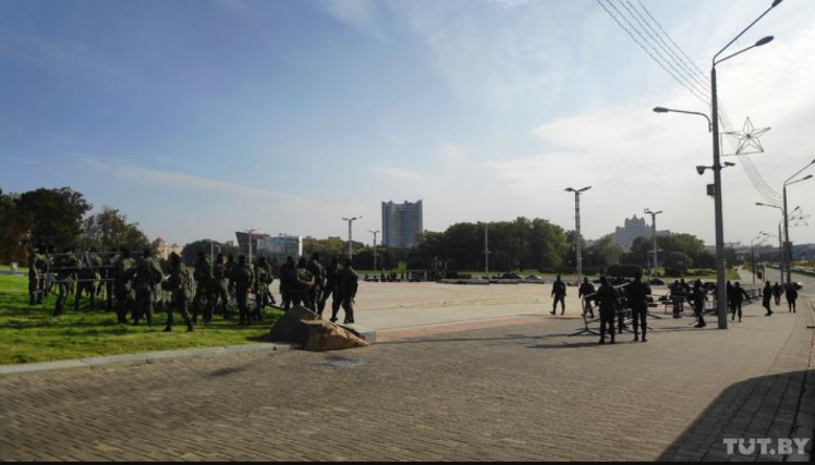 Протести у Білорусі, у Мінську перекривають вулиці