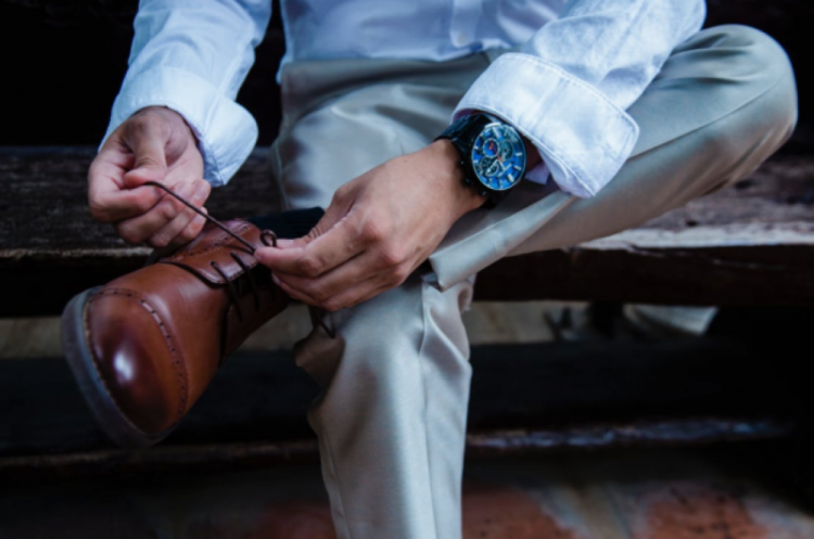 Мужчины в качестве аксессуара могут выбрать часы