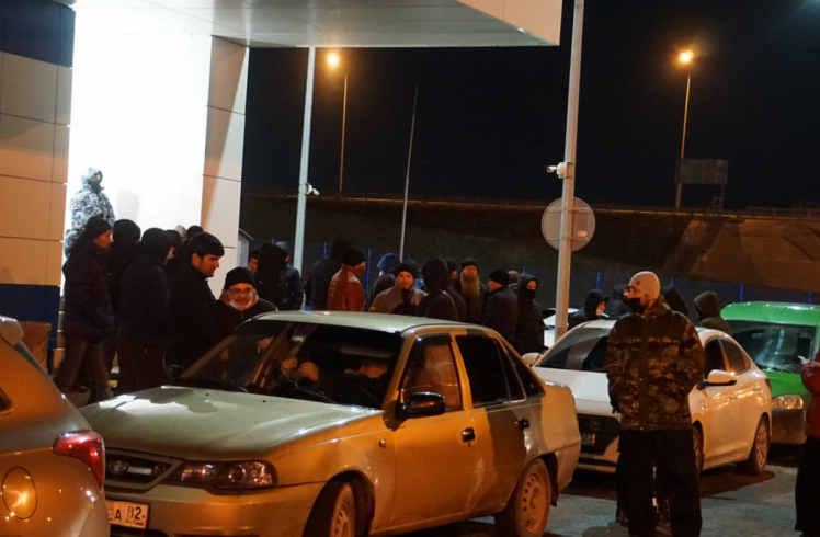 Затримання кримських татар на Керченському мосту 4