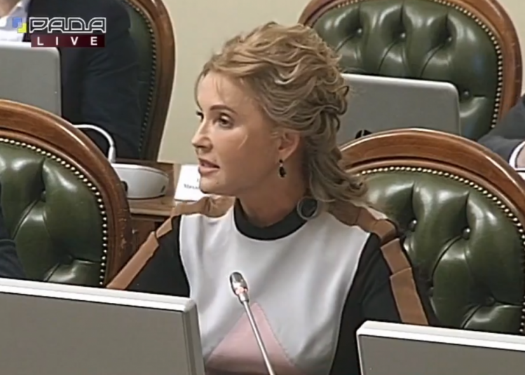 Нова зачіска Юлії Тимошенко 3