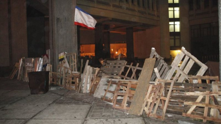 барикади біля парламенту Криму