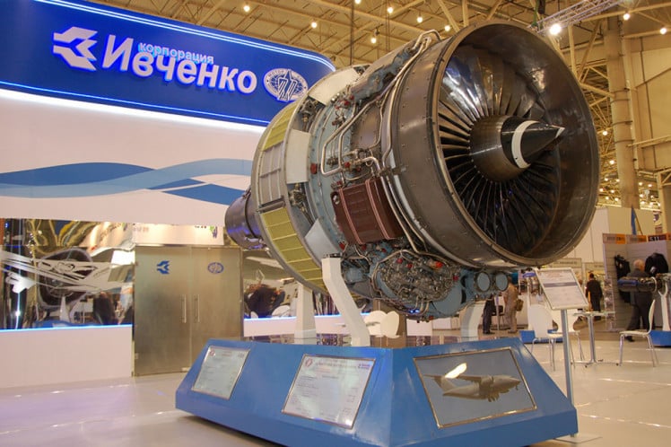 Двухконтурный турбореактивный двигатель Д-436-148ФМ для самолета Ан-178