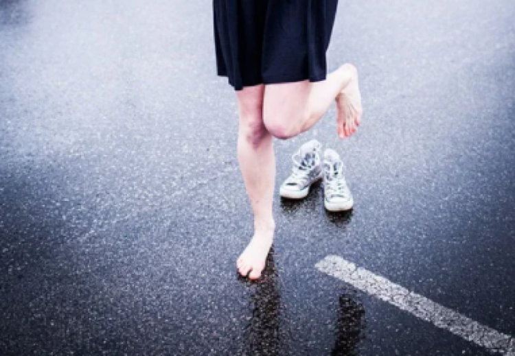 Разнашивание обуви помогает избежать натирания
