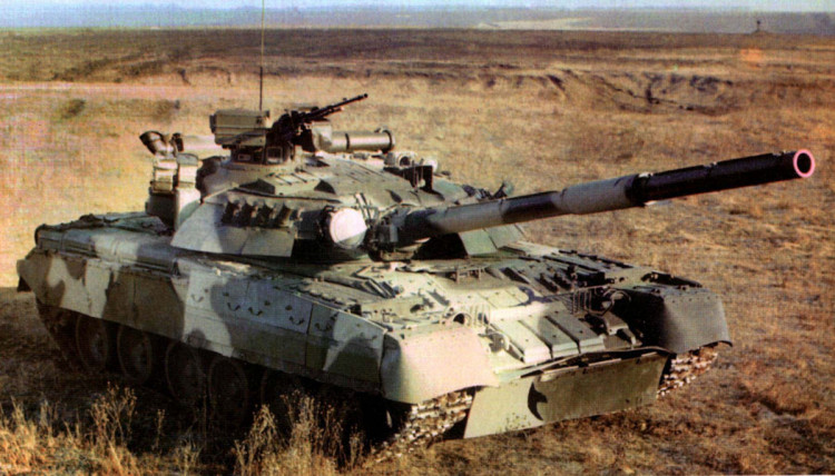 Танк Т-80УД ретро фото