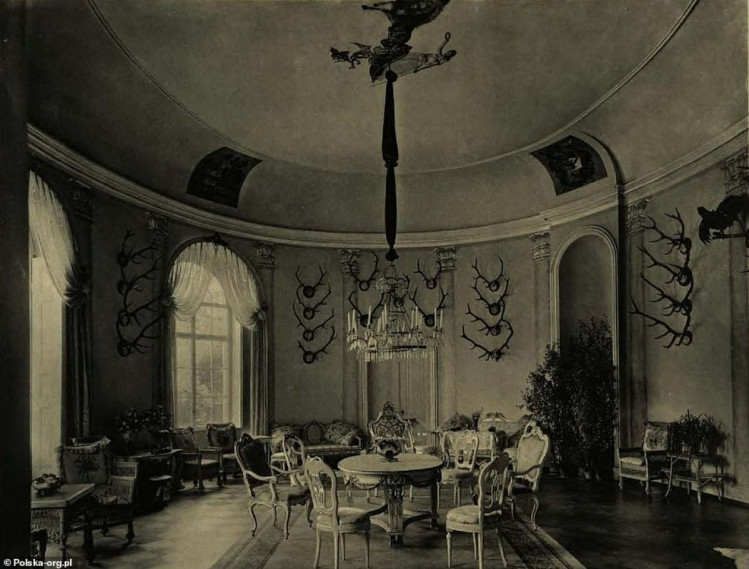 зала в палаці