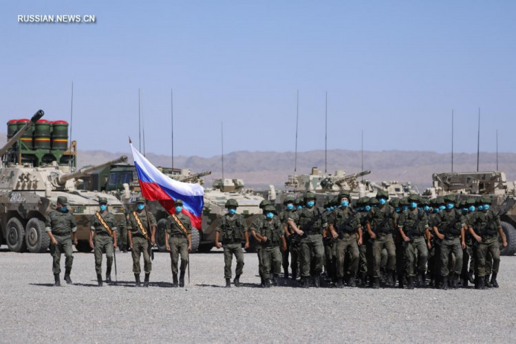 пехота на учениях вооруженных сил Китая и России под названием & Quot; Запад/Взаимодействие-2021 & quot;